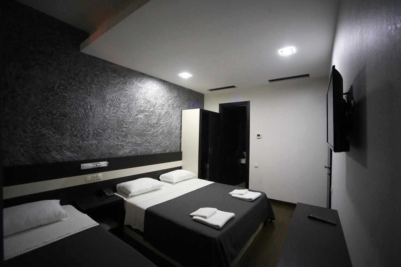 West Tower Hotel Kutaisi Zewnętrze zdjęcie