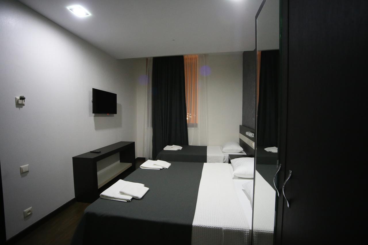 West Tower Hotel Kutaisi Zewnętrze zdjęcie