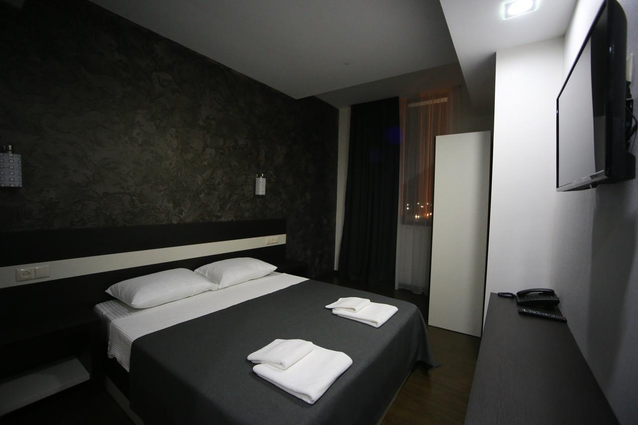 West Tower Hotel Kutaisi Zewnętrze zdjęcie